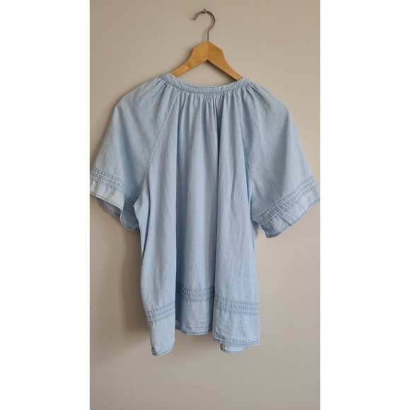 Jane + Delancey Blue Cotton Chambray Pintuck Button Down Top Womens 1X - Picture 4 of 7